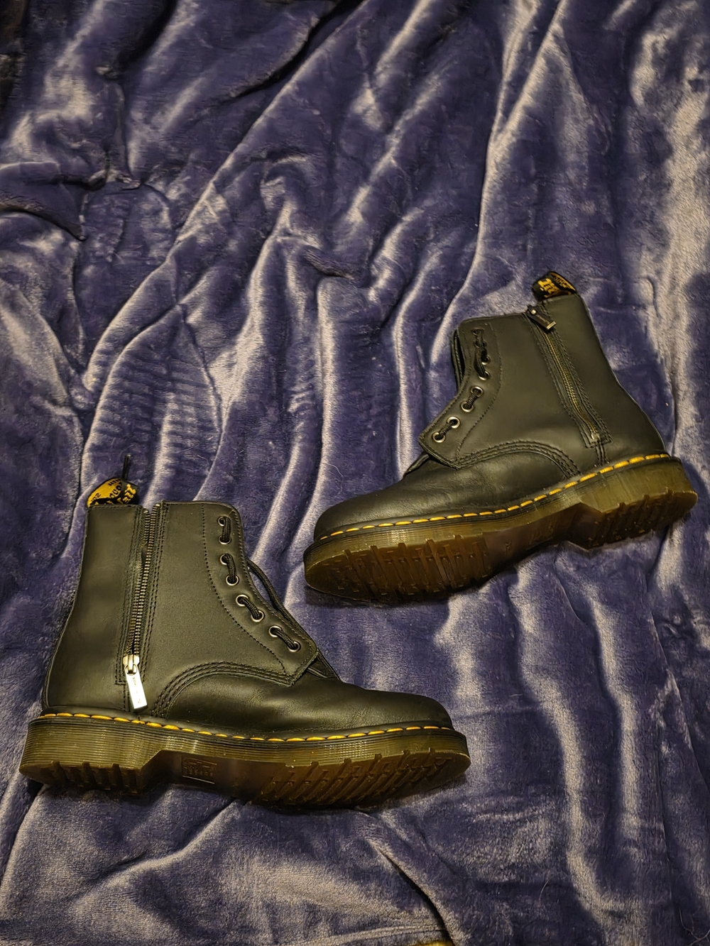 Dr Marten 1460 Pascal Zip Boot